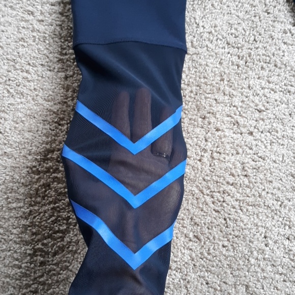 Workout pants - Picture 3 of 4